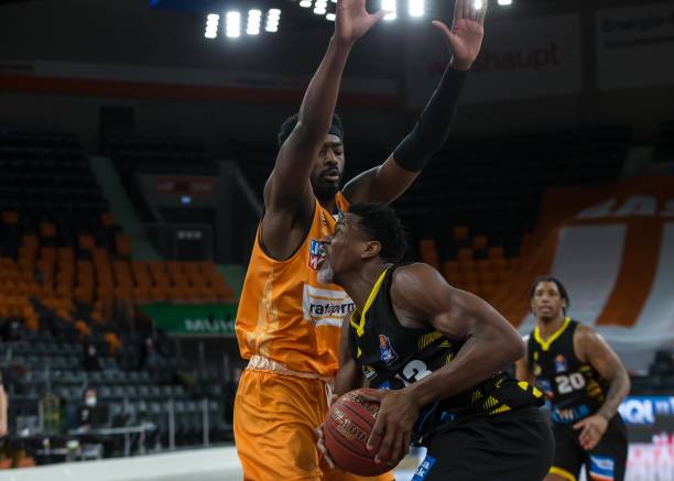 西部强队都 西部强队都