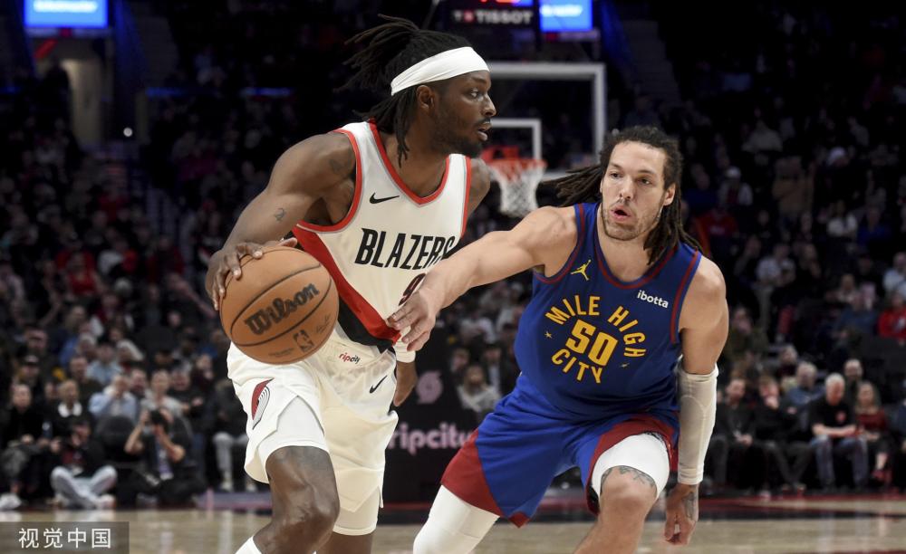 职业足球中 职业足球中