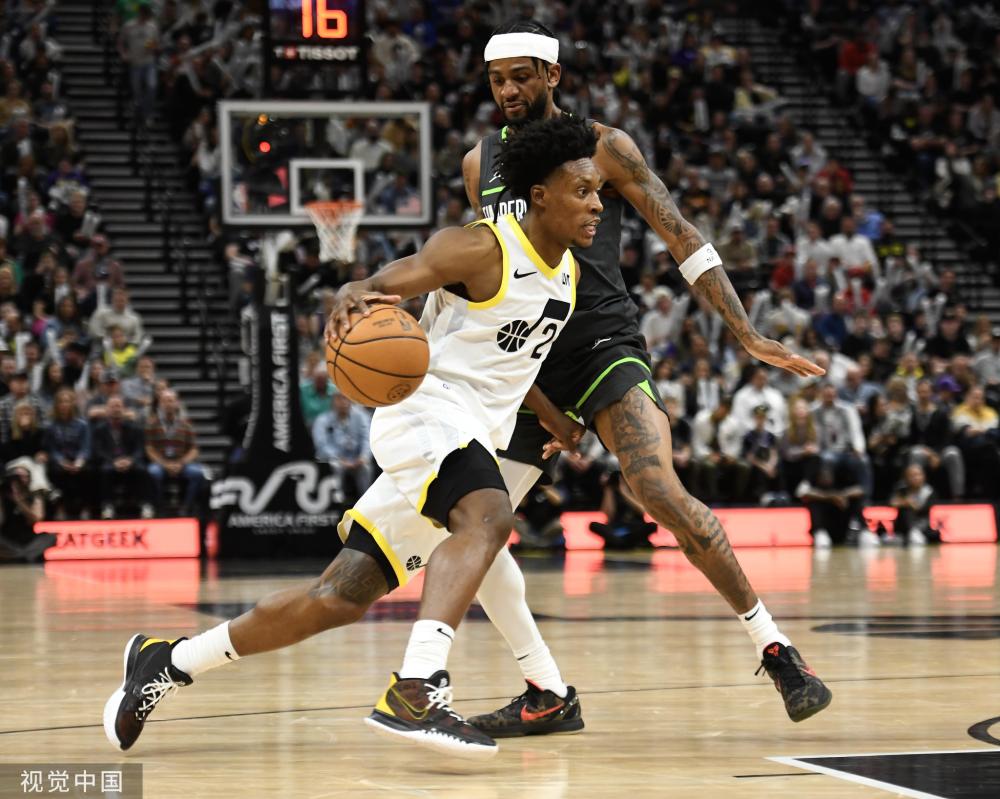 在豪门板凳 在豪门板凳