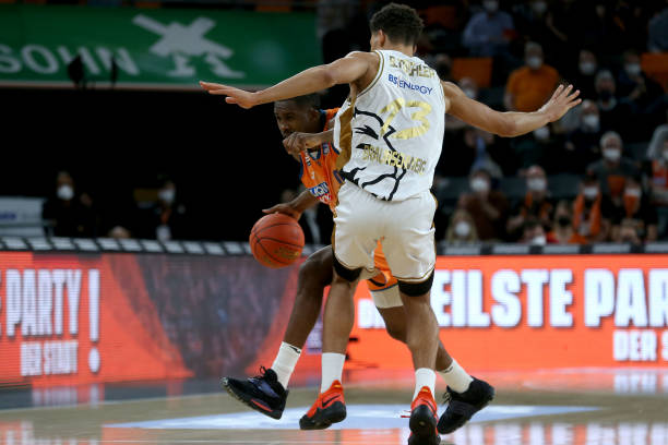 这使他能够 这使他能够